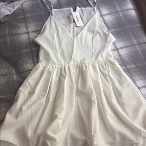 Farably White dress 🌷